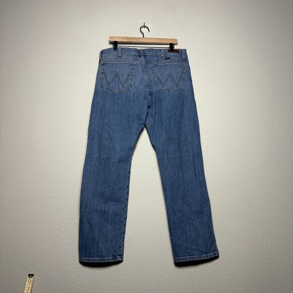 VTG Wrangler Slim Straight Fit Denim Jeans Pants Men 36x29 Blue Western Work 90s - Picture 1 of 16